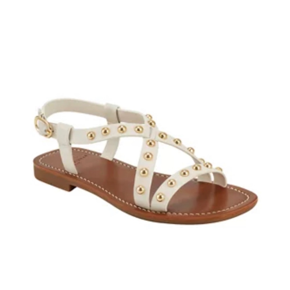 Marc Fisher Fianna Sandal in Ivory leather Size 6. New in shoe box. Never worn!